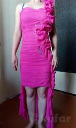 Платье женское фирменное 42 размера